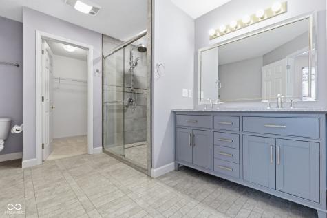10215 Lothbury Circle Fishers IN 46037
