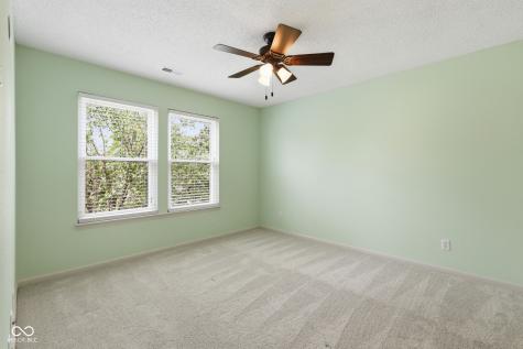 10215 Lothbury Circle Fishers IN 46037
