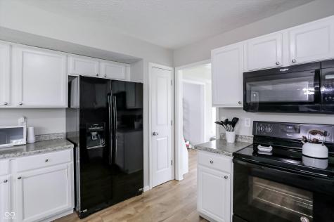 7826 Winding Creek Drive Indianapolis IN 46236