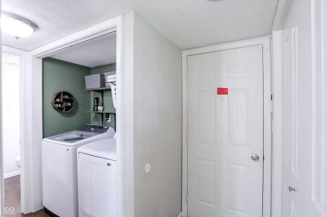 7826 Winding Creek Drive Indianapolis IN 46236