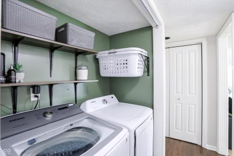 7826 Winding Creek Drive Indianapolis IN 46236