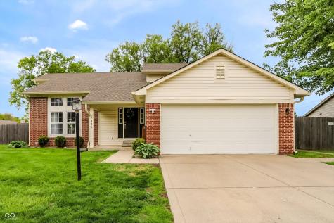 7826 Winding Creek Drive Indianapolis IN 46236