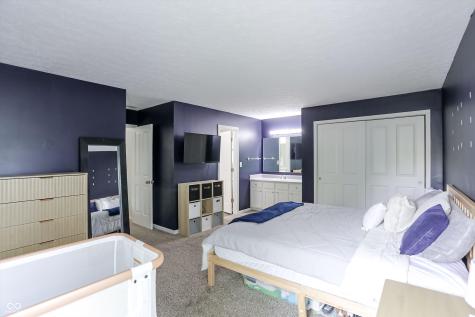 7826 Winding Creek Drive Indianapolis IN 46236