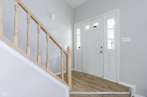 7826 Winding Creek Drive Indianapolis IN 46236