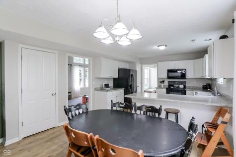 7826 Winding Creek Drive Indianapolis IN 46236