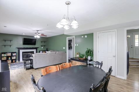7826 Winding Creek Drive Indianapolis IN 46236