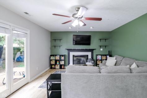 7826 Winding Creek Drive Indianapolis IN 46236