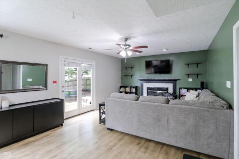 7826 Winding Creek Drive Indianapolis IN 46236