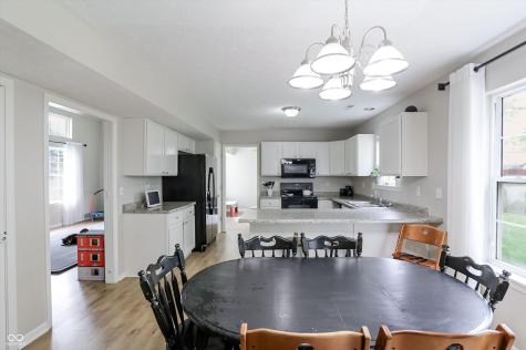 7826 Winding Creek Drive Indianapolis IN 46236