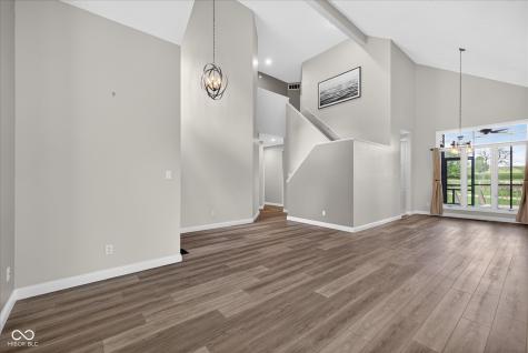 9103 Front 9 Drive Bloomington IN 47401