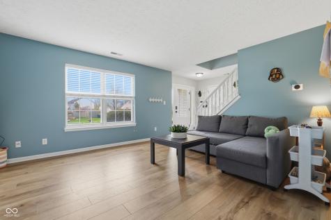 5348 Creekbend Drive Carmel IN 46033