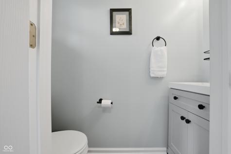 5348 Creekbend Drive Carmel IN 46033