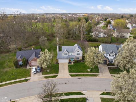 5348 Creekbend Drive Carmel IN 46033