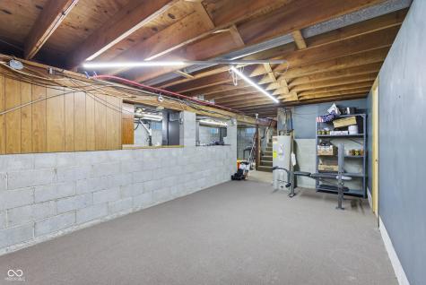 875 N 600 W Anderson IN 46011