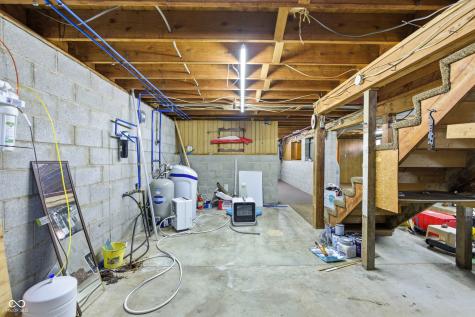 875 N 600 W Anderson IN 46011