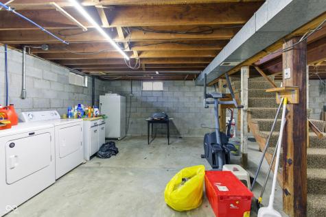 875 N 600 W Anderson IN 46011