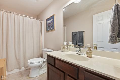 2553 Forest Hills Boulevard Greenwood IN 46143