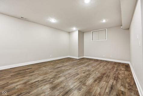 2553 Forest Hills Boulevard Greenwood IN 46143