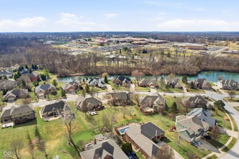2553 Forest Hills Boulevard Greenwood IN 46143
