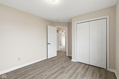 10246 Hornton Street Indianapolis IN 46236