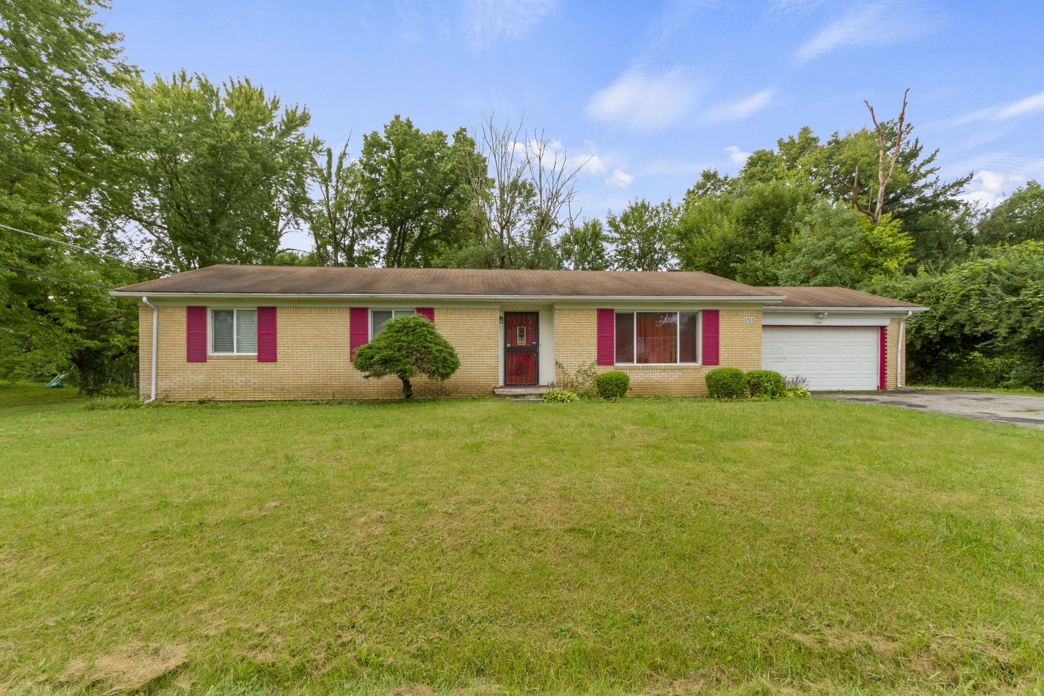1703 W 65th Place Indianapolis IN 46260