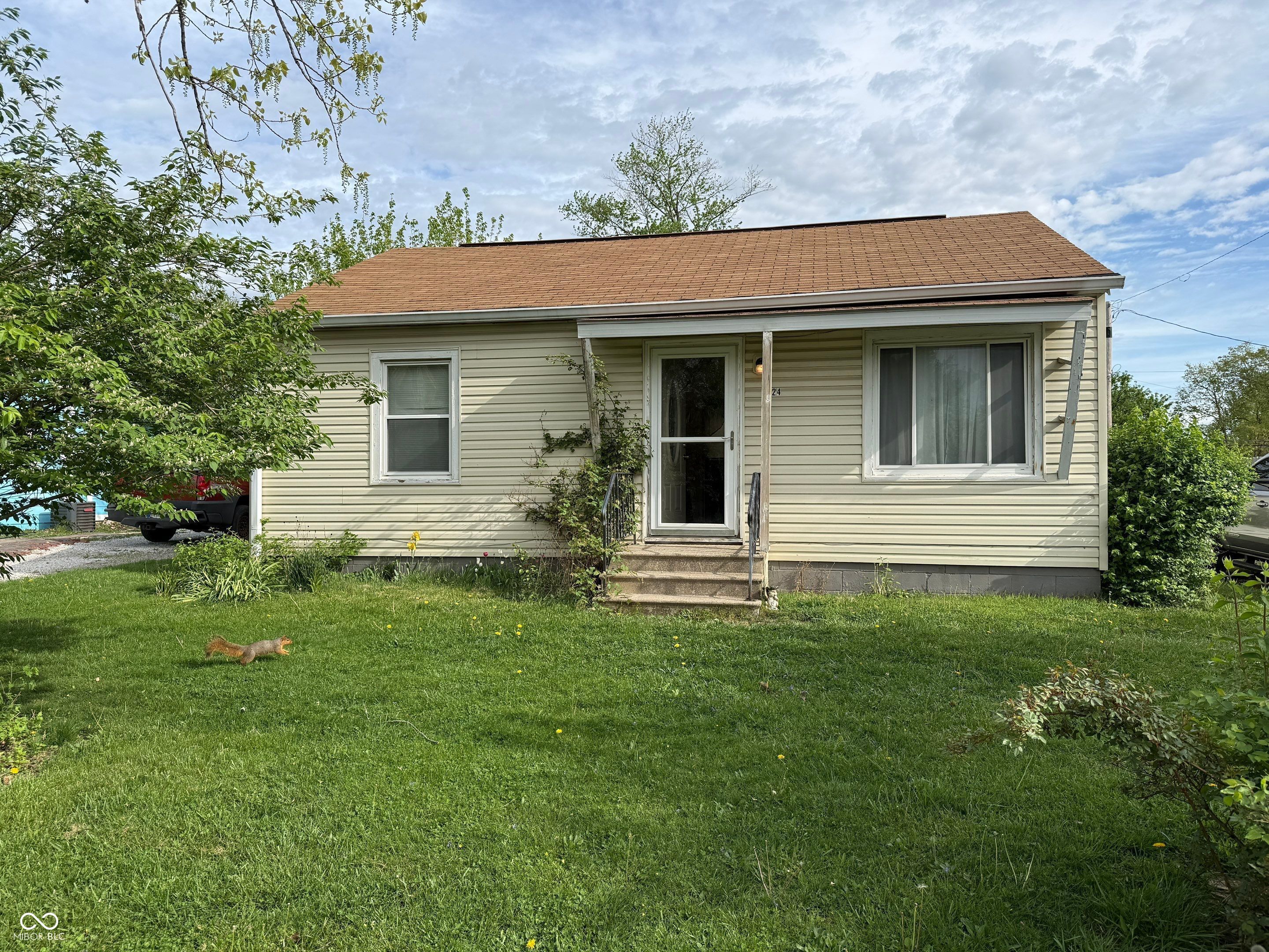1124 E Murry Street Indianapolis IN 46227