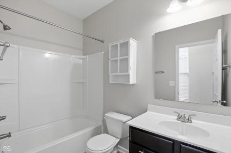 7068 Summer Oak Drive Noblesville IN 46062