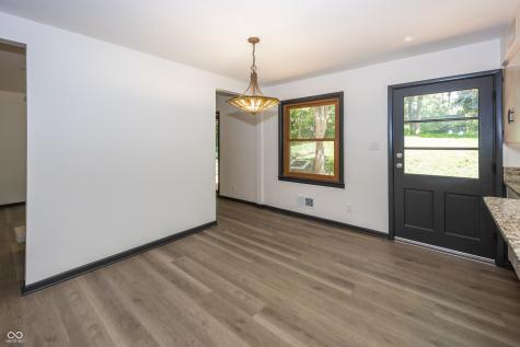 1044 E 75th Street Indianapolis IN 46240