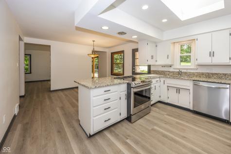 1044 E 75th Street Indianapolis IN 46240