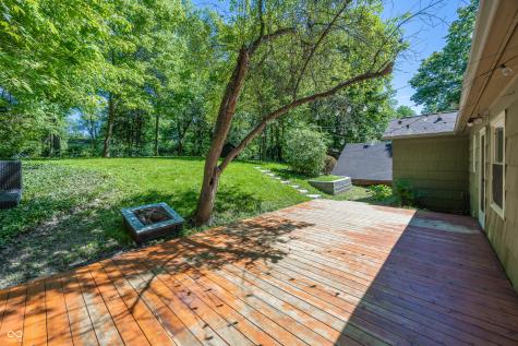 1044 E 75th Street Indianapolis IN 46240