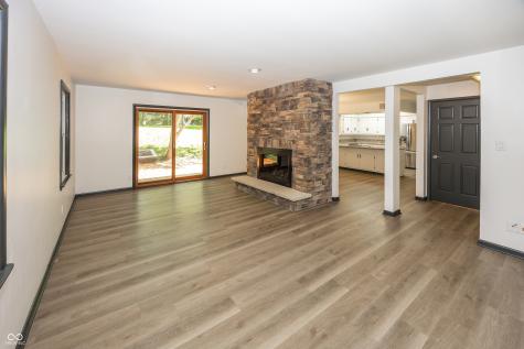 1044 E 75th Street Indianapolis IN 46240