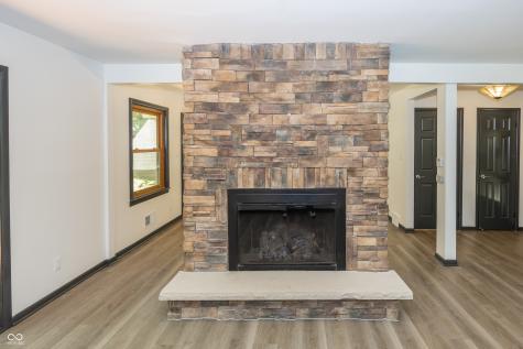 1044 E 75th Street Indianapolis IN 46240