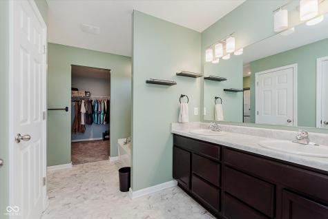956 Rushmore Drive Pittsboro IN 46167