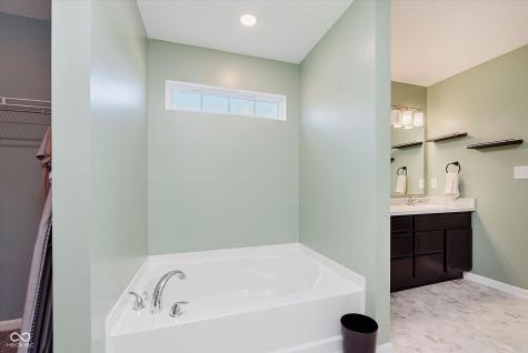 956 Rushmore Drive Pittsboro IN 46167