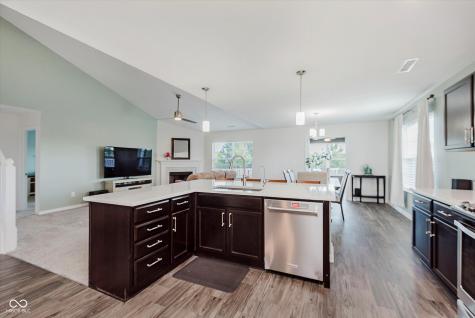 956 Rushmore Drive Pittsboro IN 46167
