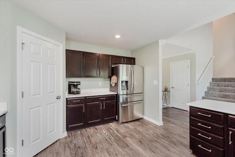 956 Rushmore Drive Pittsboro IN 46167