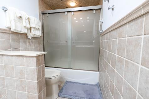 5560 Salem Drive N Carmel IN 46033