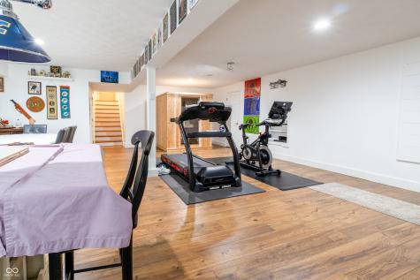 5560 Salem Drive N Carmel IN 46033