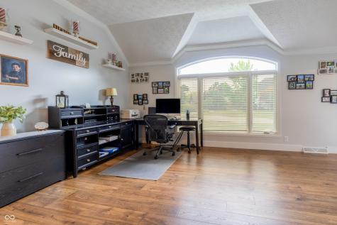 5560 Salem Drive N Carmel IN 46033