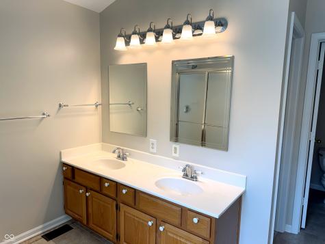 6242 Carrington Drive Indianapolis IN 46236