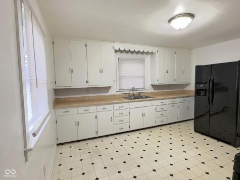 2003 Gilmore Street Columbus IN 47201