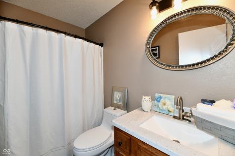 9890 Sapphire Berry Lane Fishers IN 46038