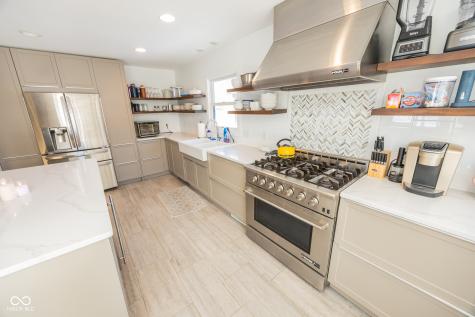 1055 Arroyo Road Greenwood IN 46143