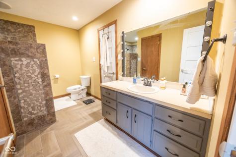 1055 Arroyo Road Greenwood IN 46143