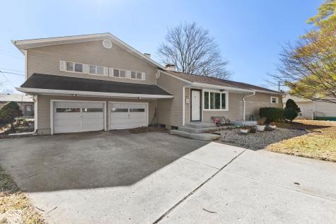 638 Maple Court Brownsburg IN 46112