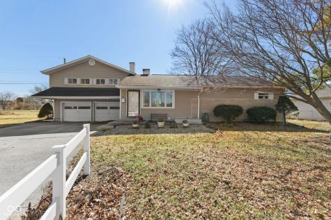 638 Maple Court Brownsburg IN 46112