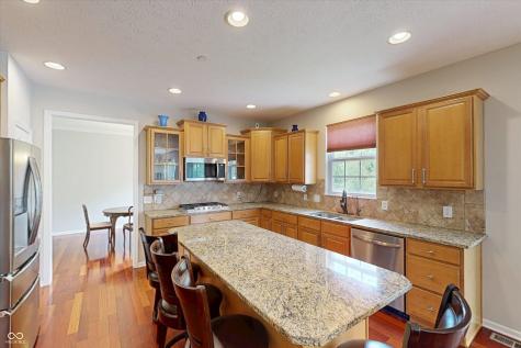 2978 Stone Creek Drive Zionsville IN 46077