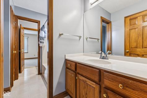 2164 Ridgemere Way Greenwood IN 46143