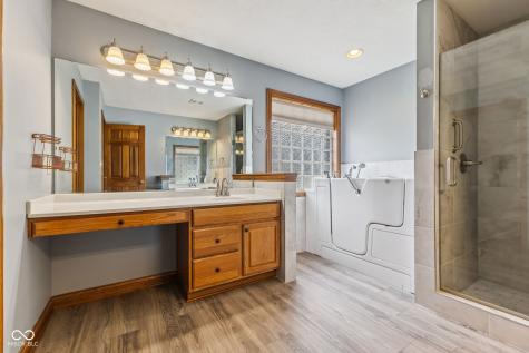 2164 Ridgemere Way Greenwood IN 46143