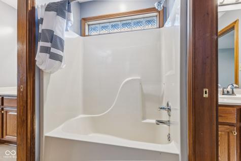 2164 Ridgemere Way Greenwood IN 46143